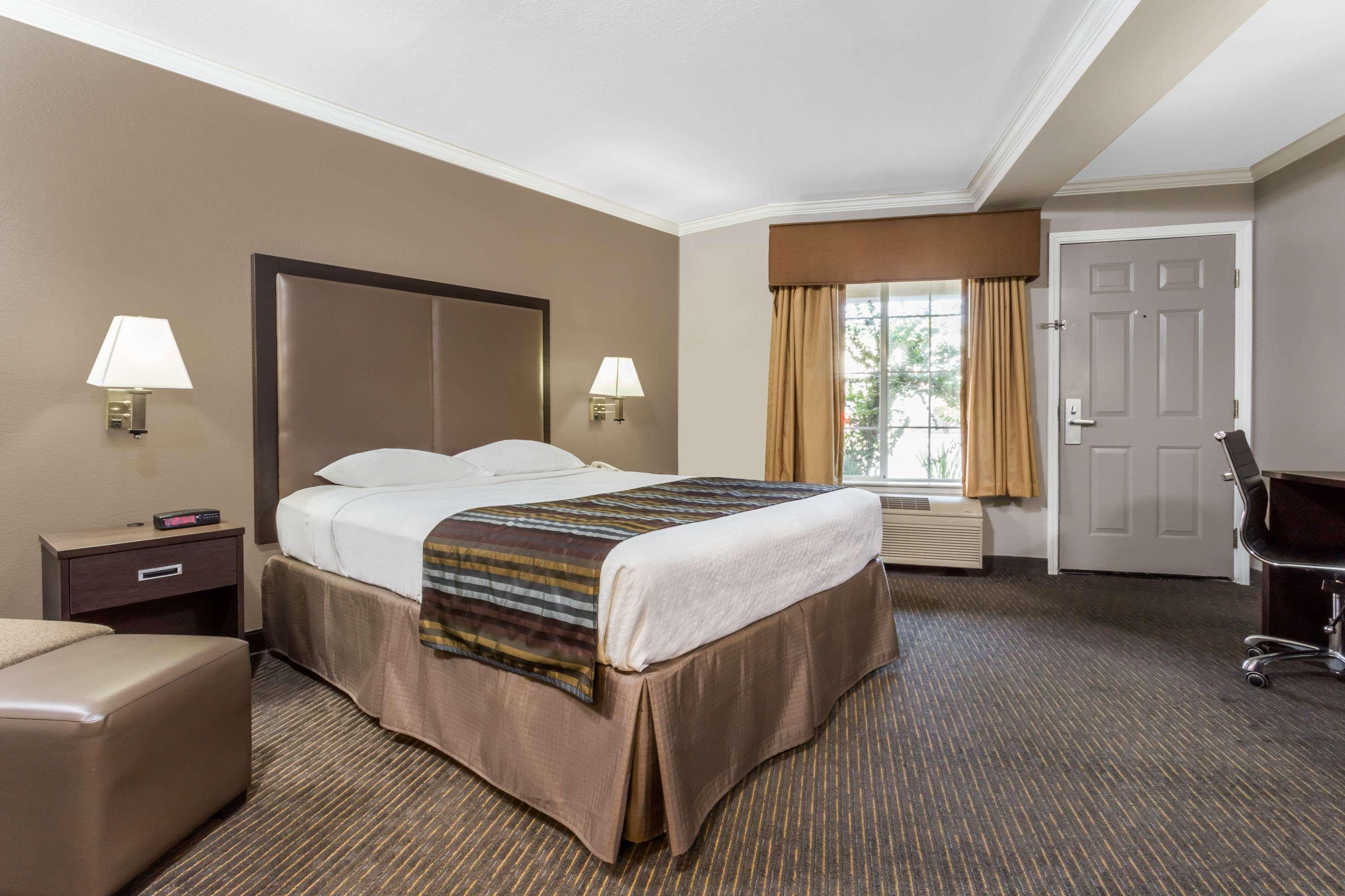 Motel Super 8 By Wyndham Mountain View Exteriér fotografie